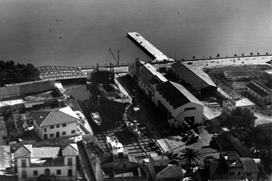 Base naval Marina