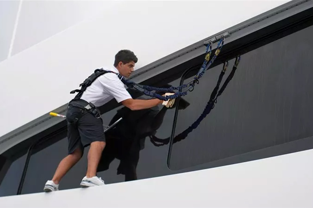 HARKEN ACCESS RAIL